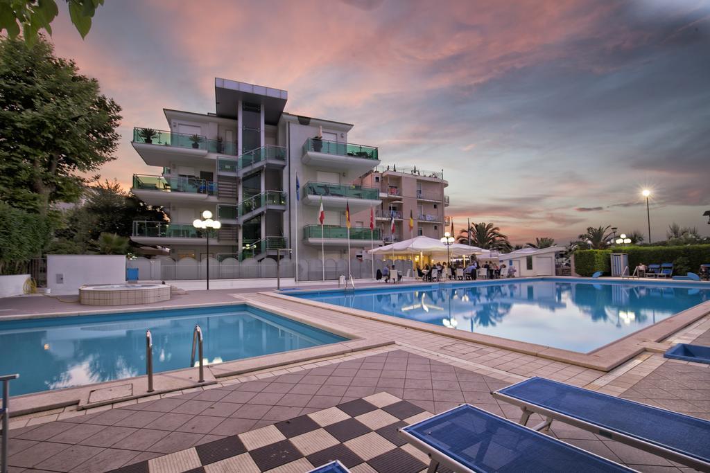 Hotel Venus Gabicce Mare Zewnętrze zdjęcie
