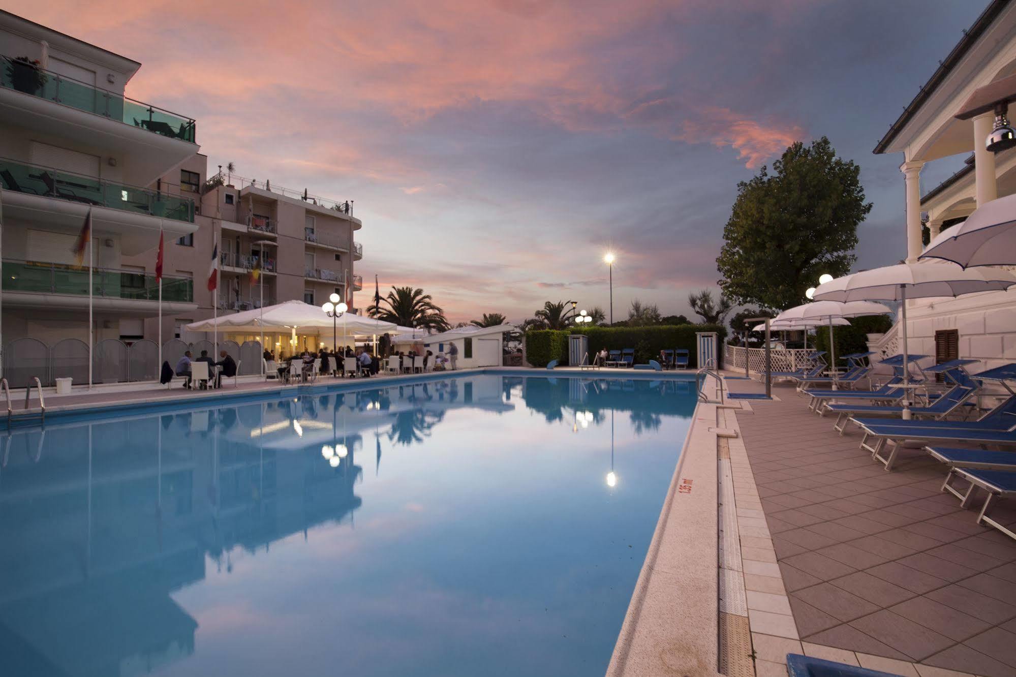 Hotel Venus Gabicce Mare Zewnętrze zdjęcie